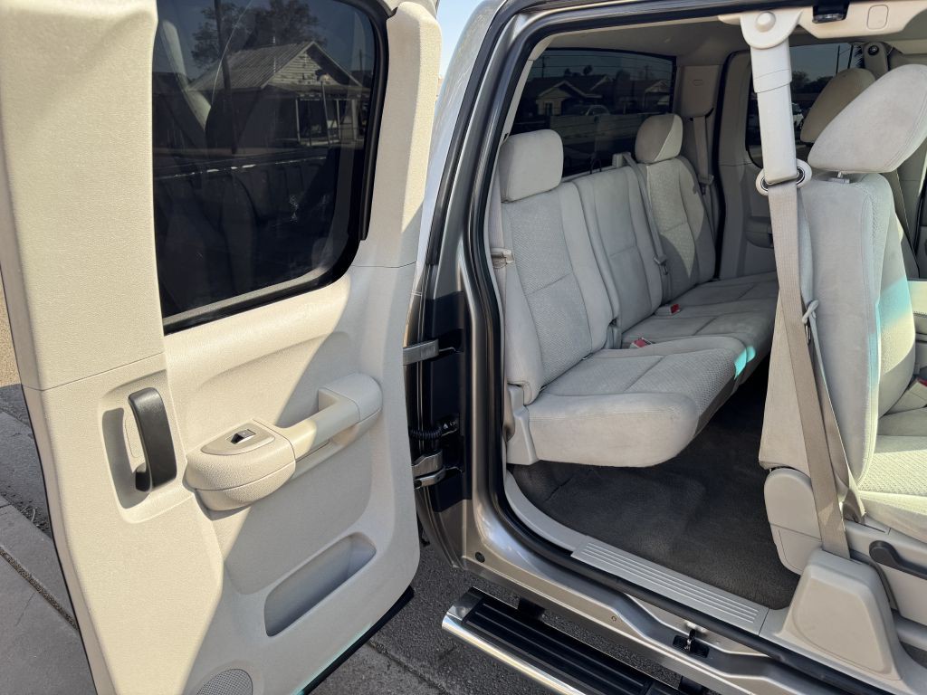 2008 GMC Sierra Image 11