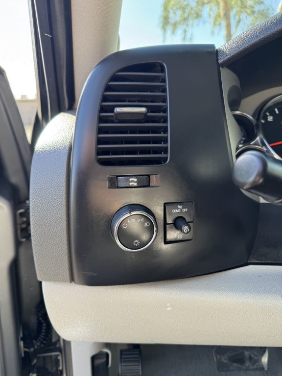 2008 GMC Sierra Image 20