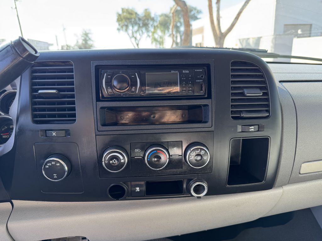 2008 GMC Sierra Image 23