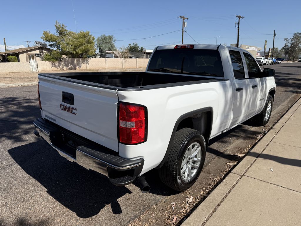 2017 GMC Sierra Image 4