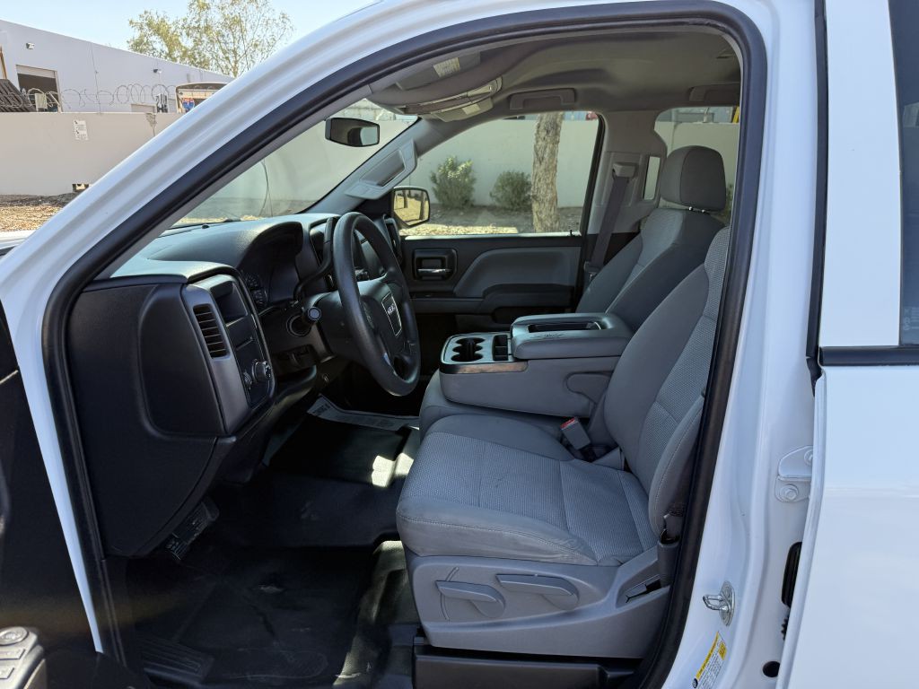 2017 GMC Sierra Image 8