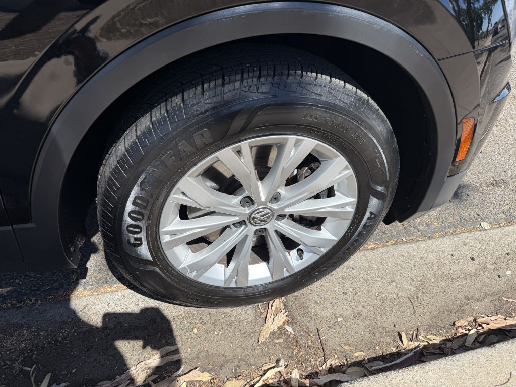 2018 Volkswagen Tiguan Image 18