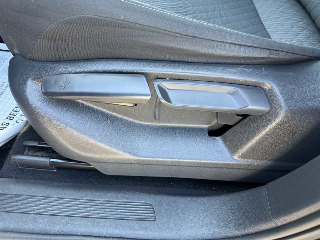 2018 Volkswagen Tiguan Image 20