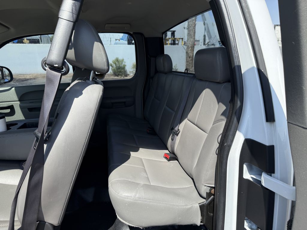 2013 Chevrolet Silverado 1500 Image 10