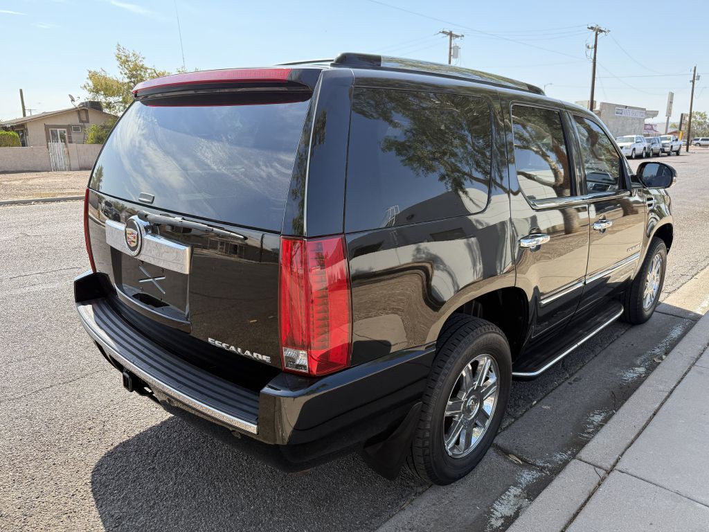 2007 Cadillac Escalade Image 4