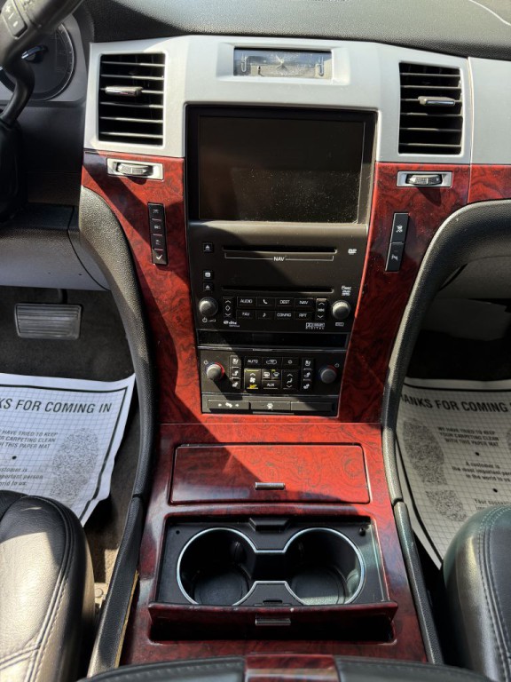 2007 Cadillac Escalade Image 20