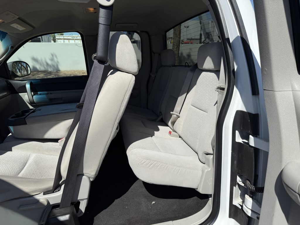 2007 Chevrolet Silverado 1500 Image 10