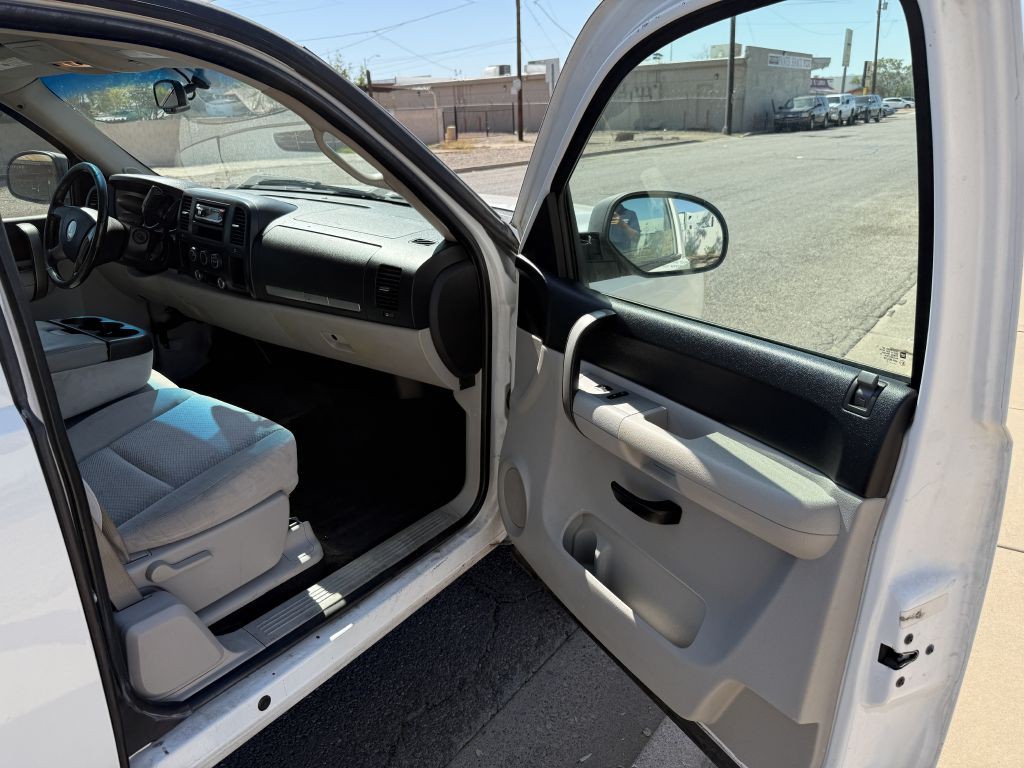2007 Chevrolet Silverado 1500 Image 13
