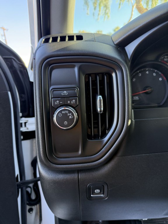 2020 Chevrolet Silverado 1500 Image 17