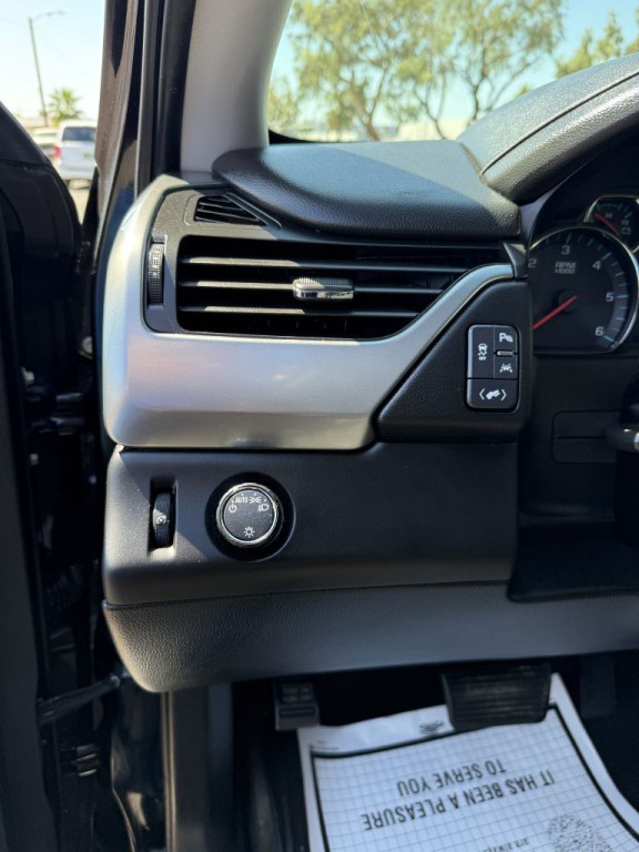 2016 Chevrolet Tahoe Image 21