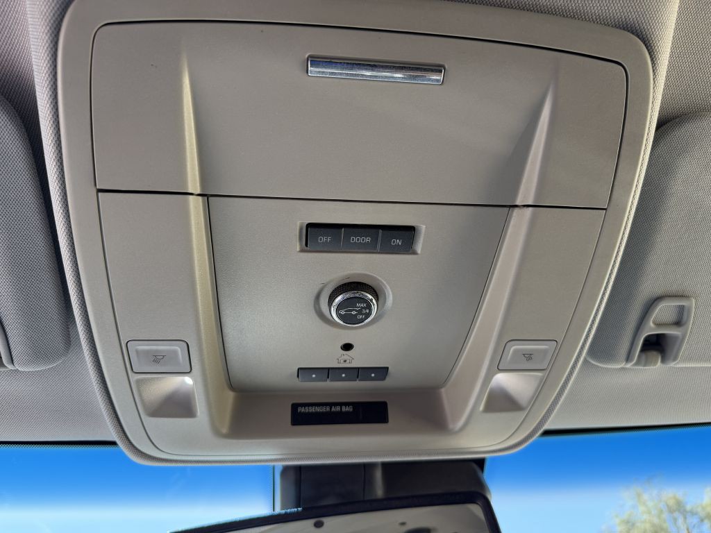 2016 Chevrolet Tahoe Image 24