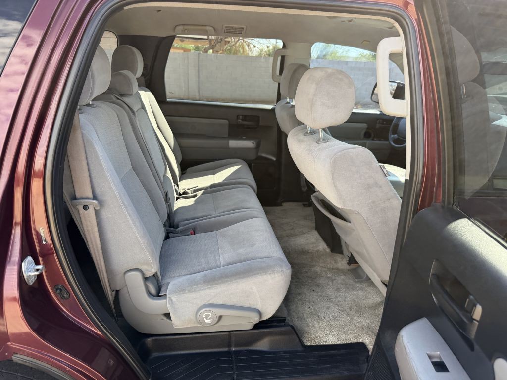 2009 Toyota Sequoia Image 15