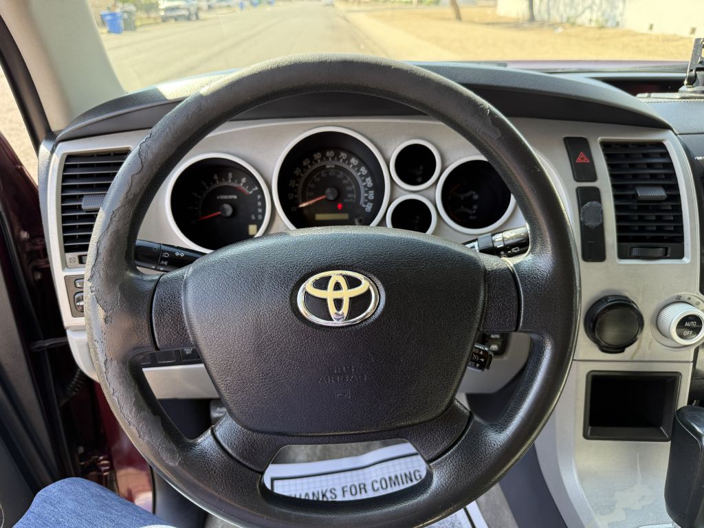 2009 Toyota Sequoia Image 23