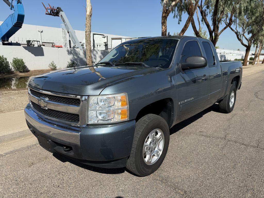 2007 Chevrolet Silverado 1500 Image 1