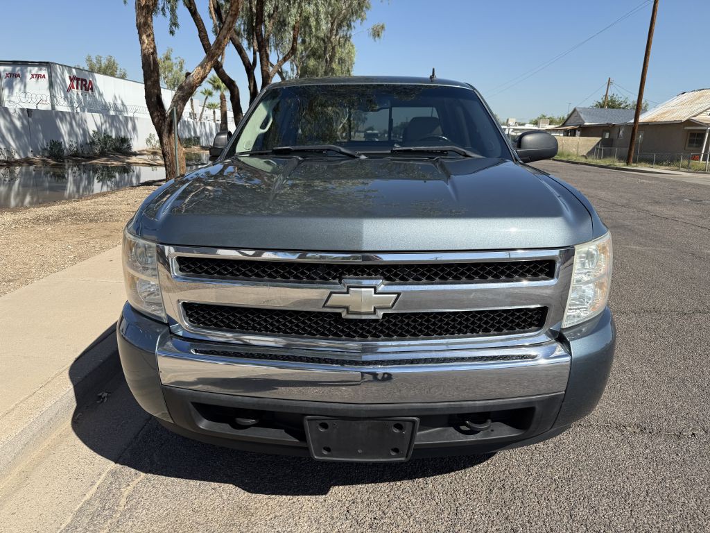 2007 Chevrolet Silverado 1500 Image 2