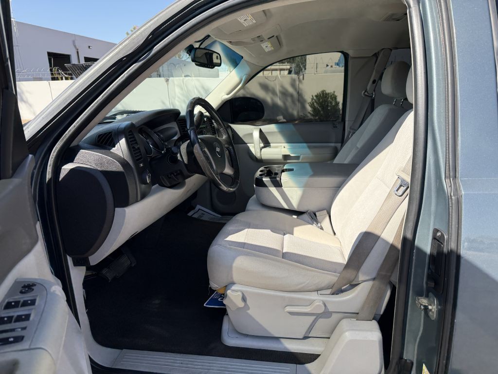 2007 Chevrolet Silverado 1500 Image 8