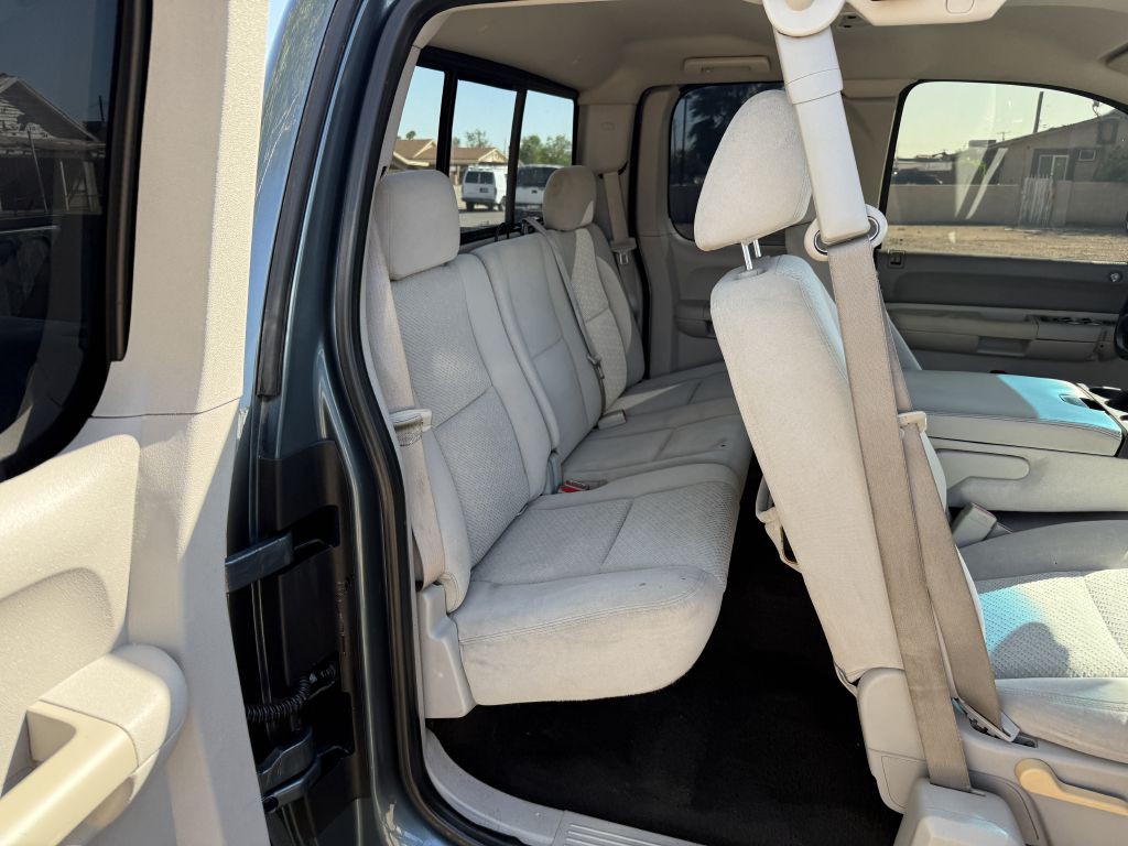 2007 Chevrolet Silverado 1500 Image 12