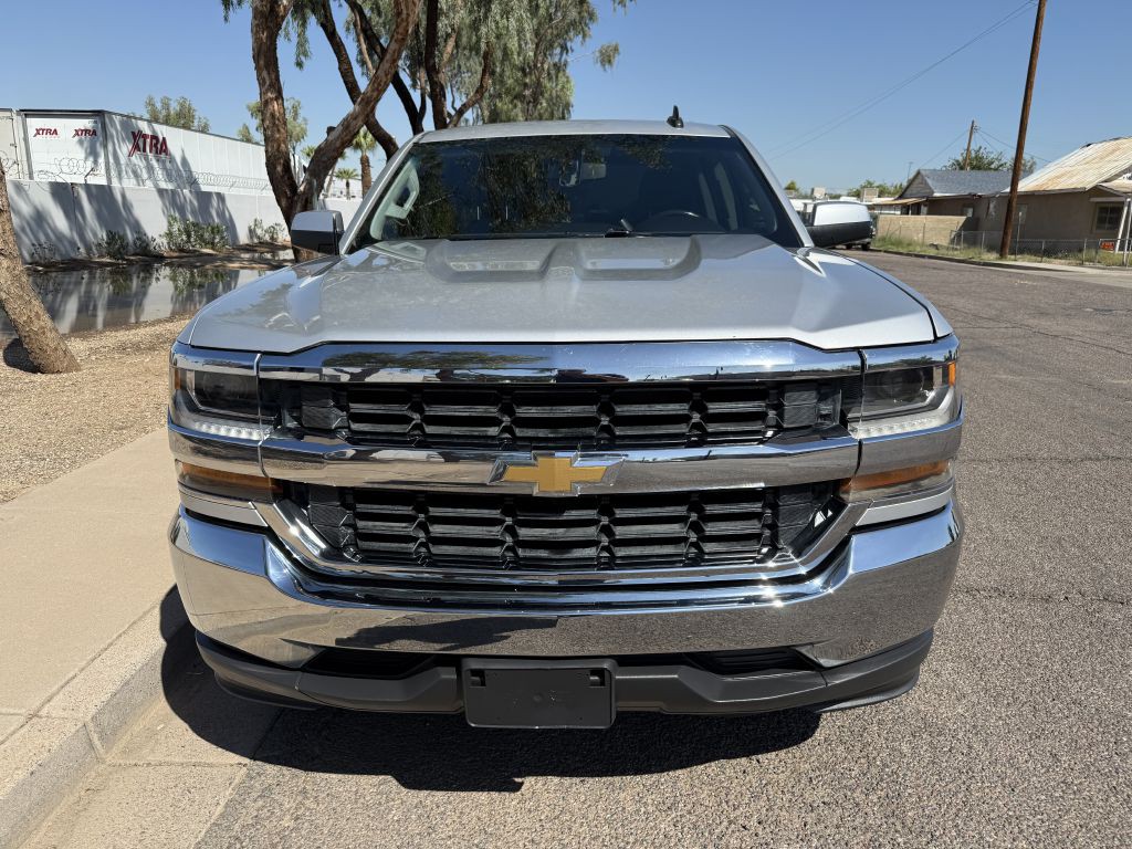 2018 Chevrolet Silverado 1500 Image 2