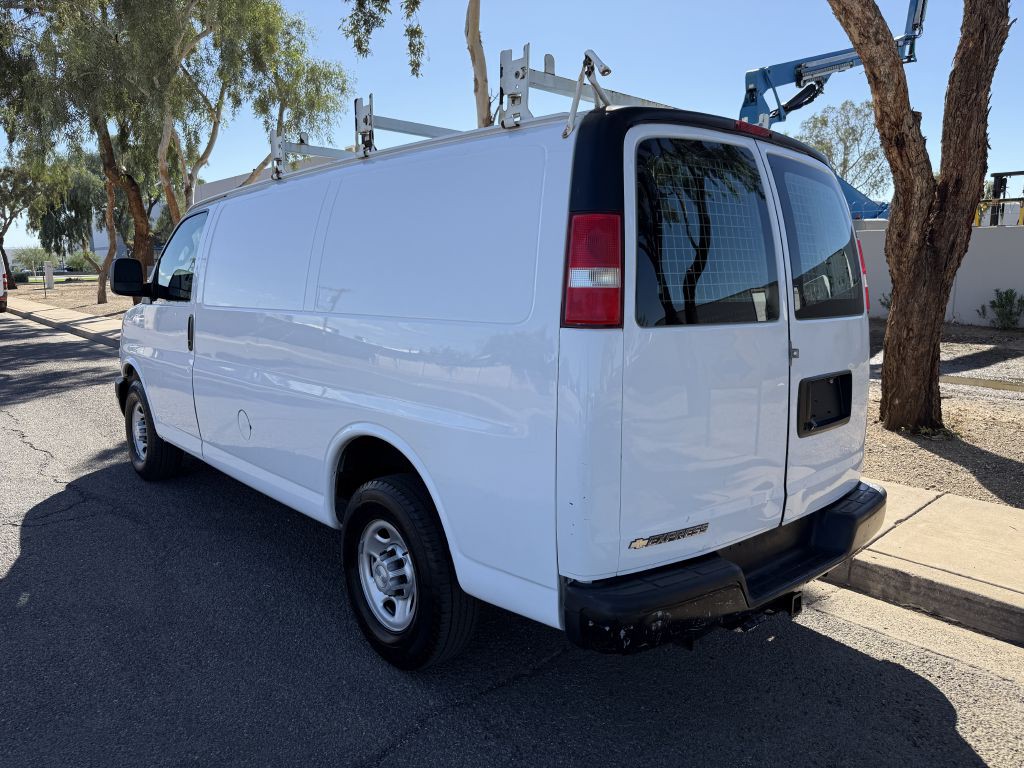 2018 Chevrolet Express Image 6