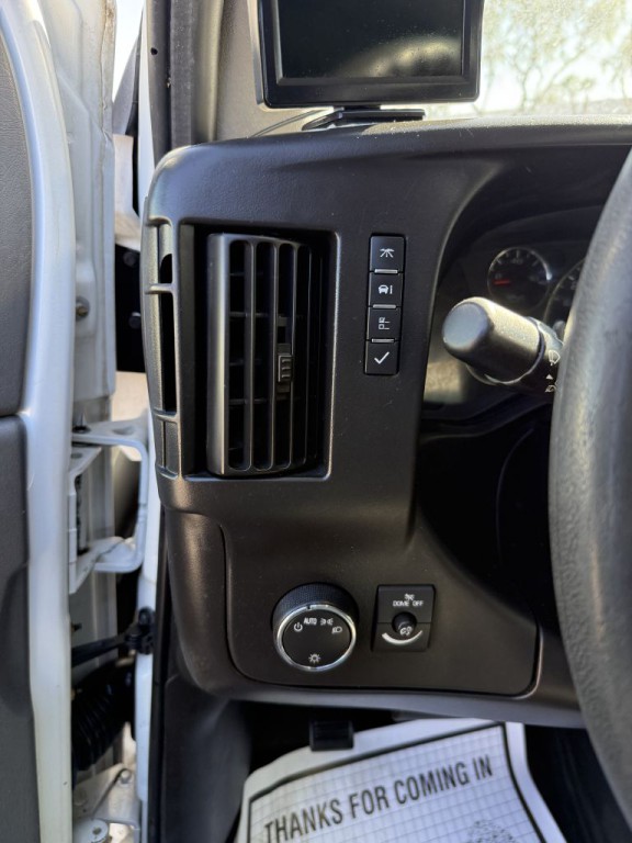 2014 Chevrolet Express Image 15