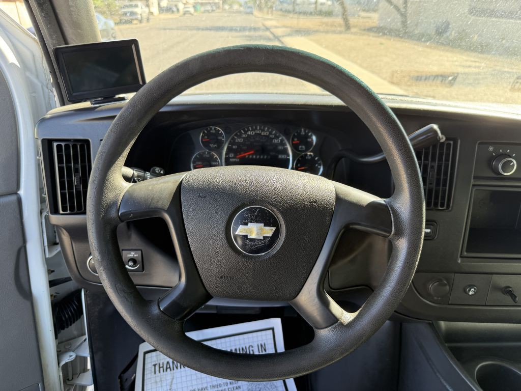 2014 Chevrolet Express Image 16