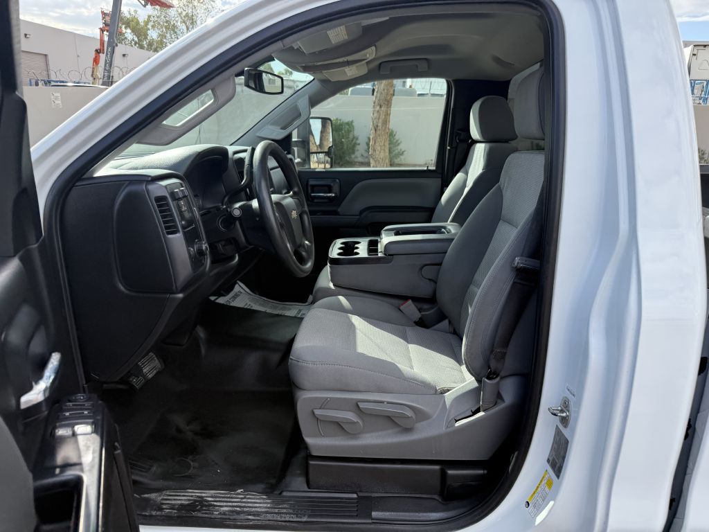 2018 Chevrolet Silverado 1500 Image 8
