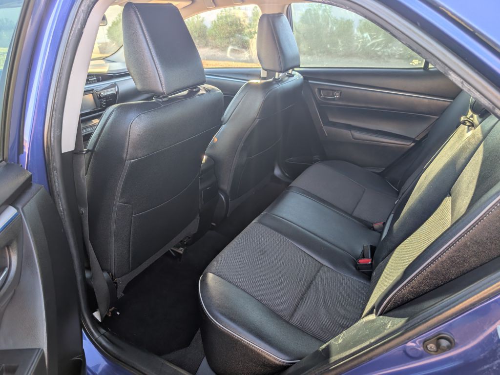 2016 Toyota Corolla Image 10