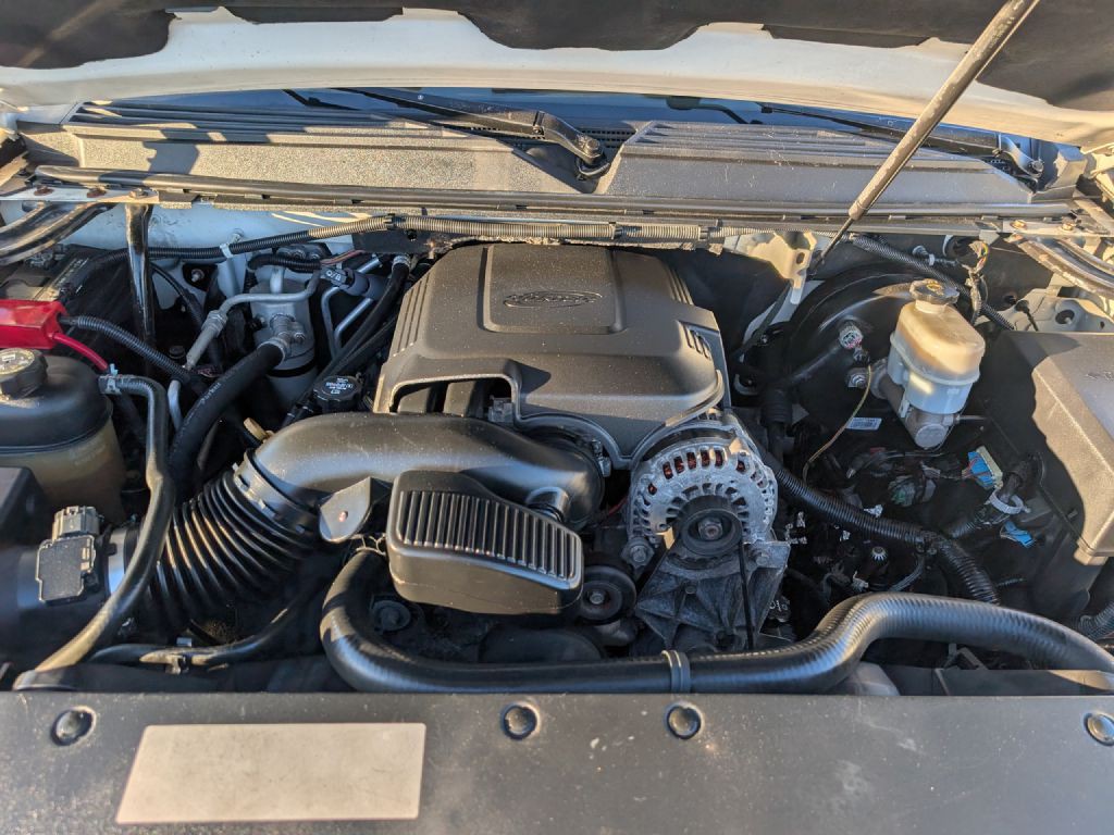 2010 Cadillac Escalade Image 29