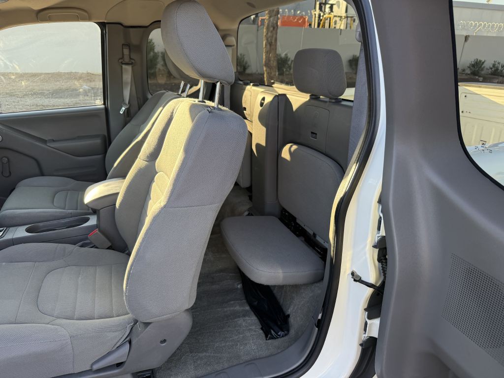 2018 Nissan Frontier Image 11