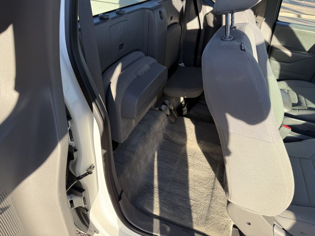 2018 Nissan Frontier Image 13