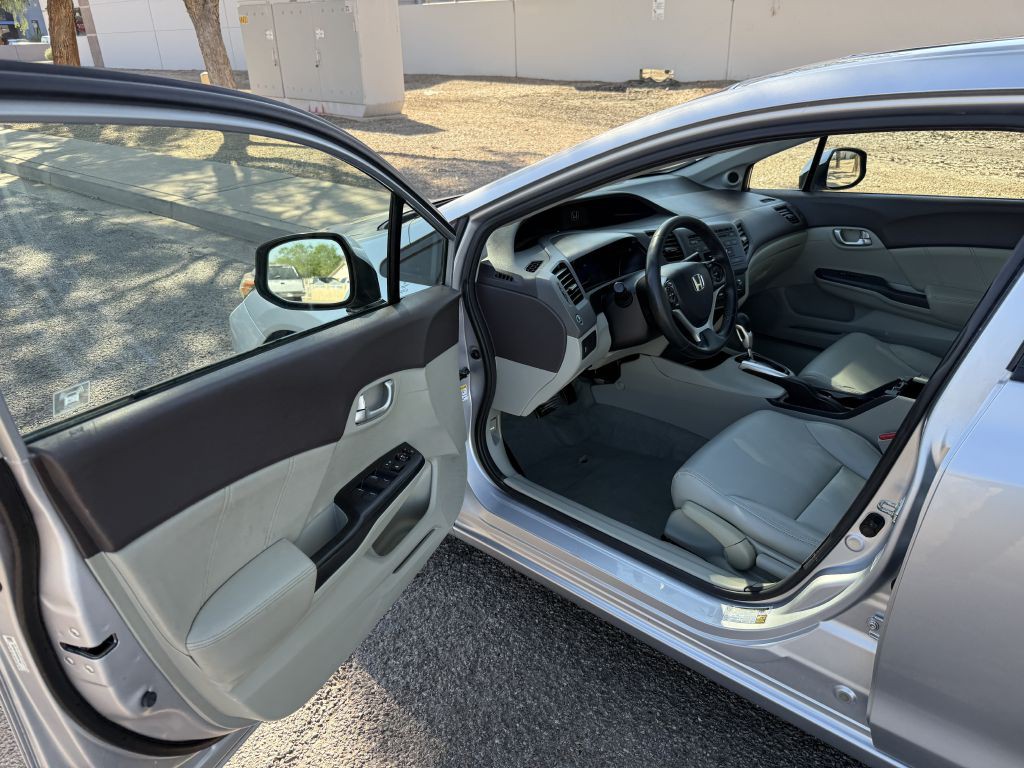 2012 Honda Civic Image 7