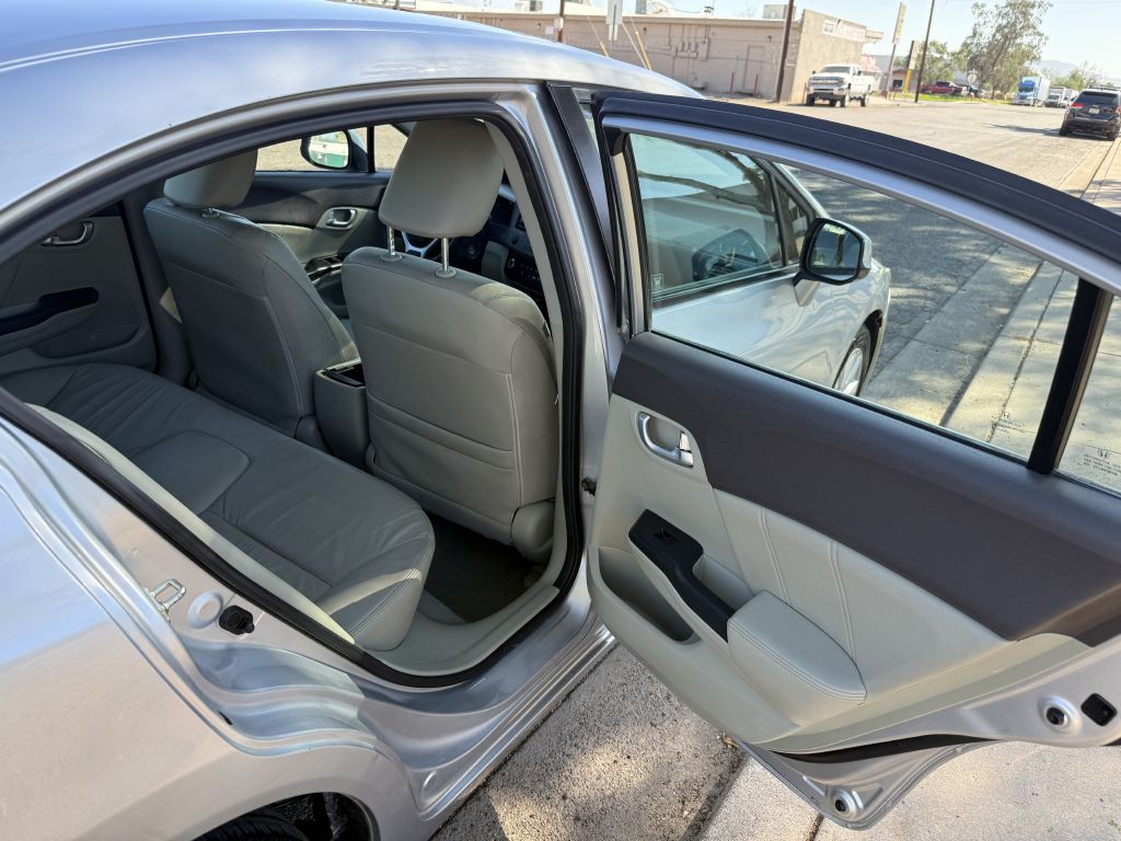 2012 Honda Civic Image 11