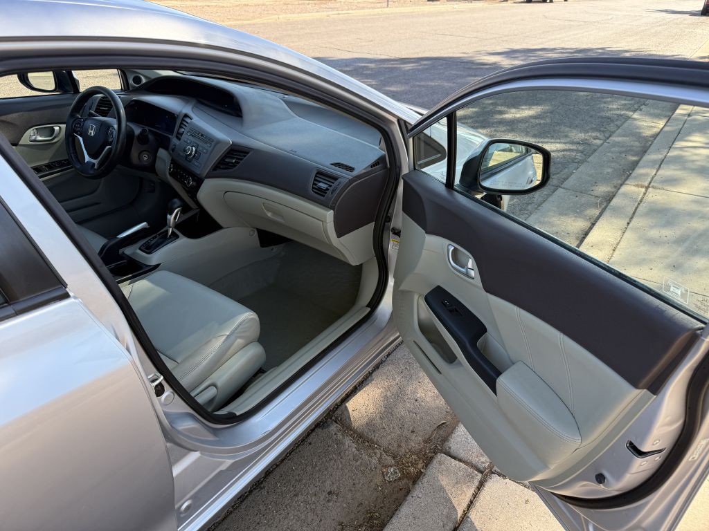2012 Honda Civic Image 13