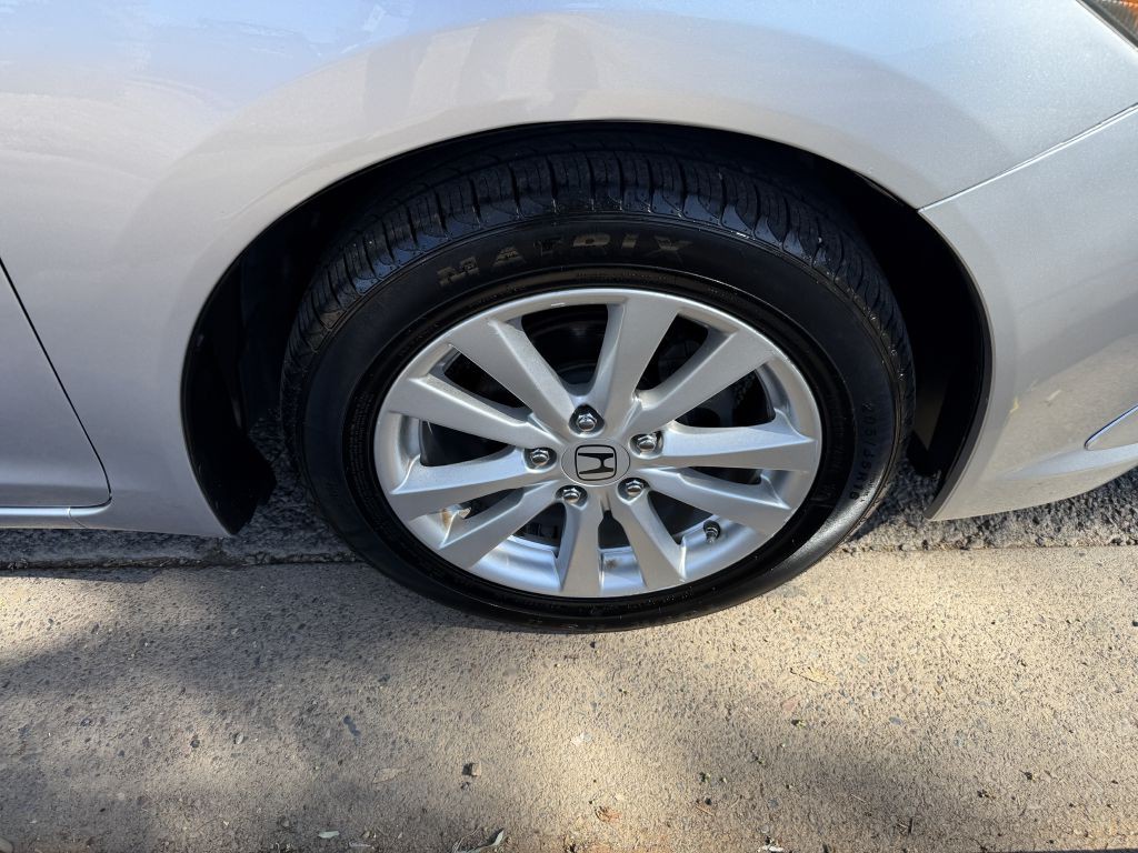 2012 Honda Civic Image 15