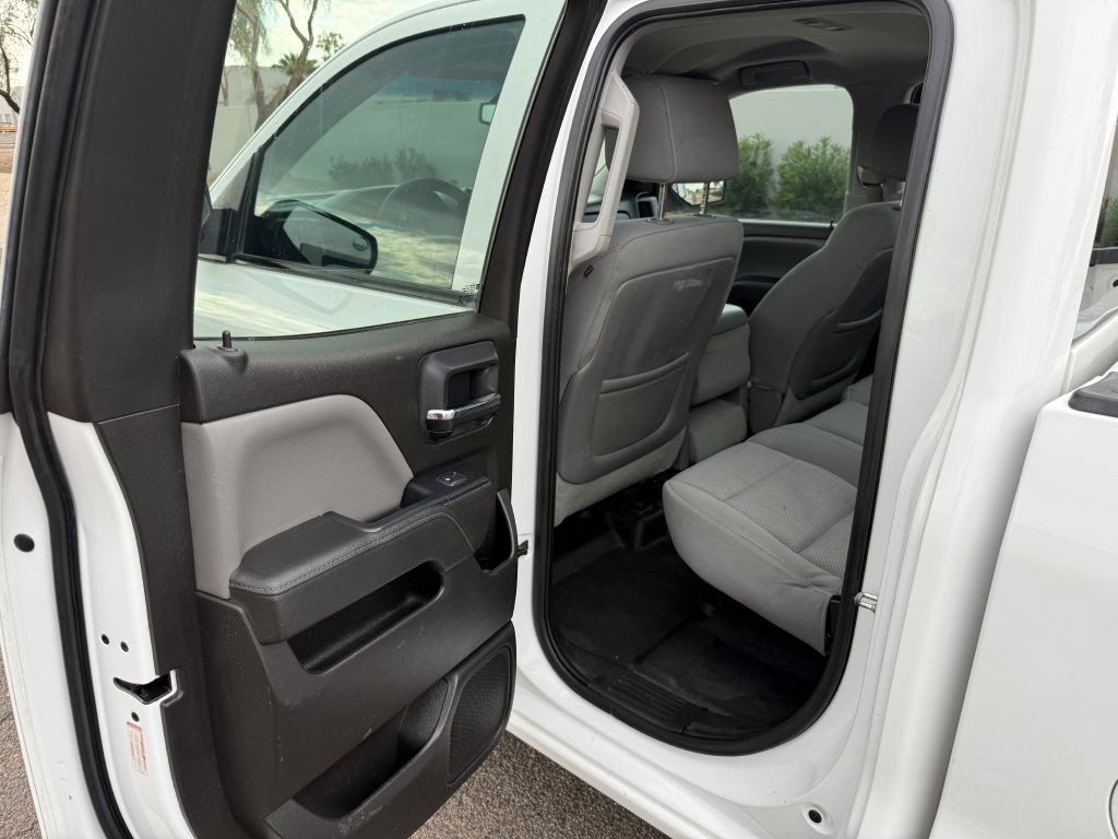 2015 GMC Sierra Image 9
