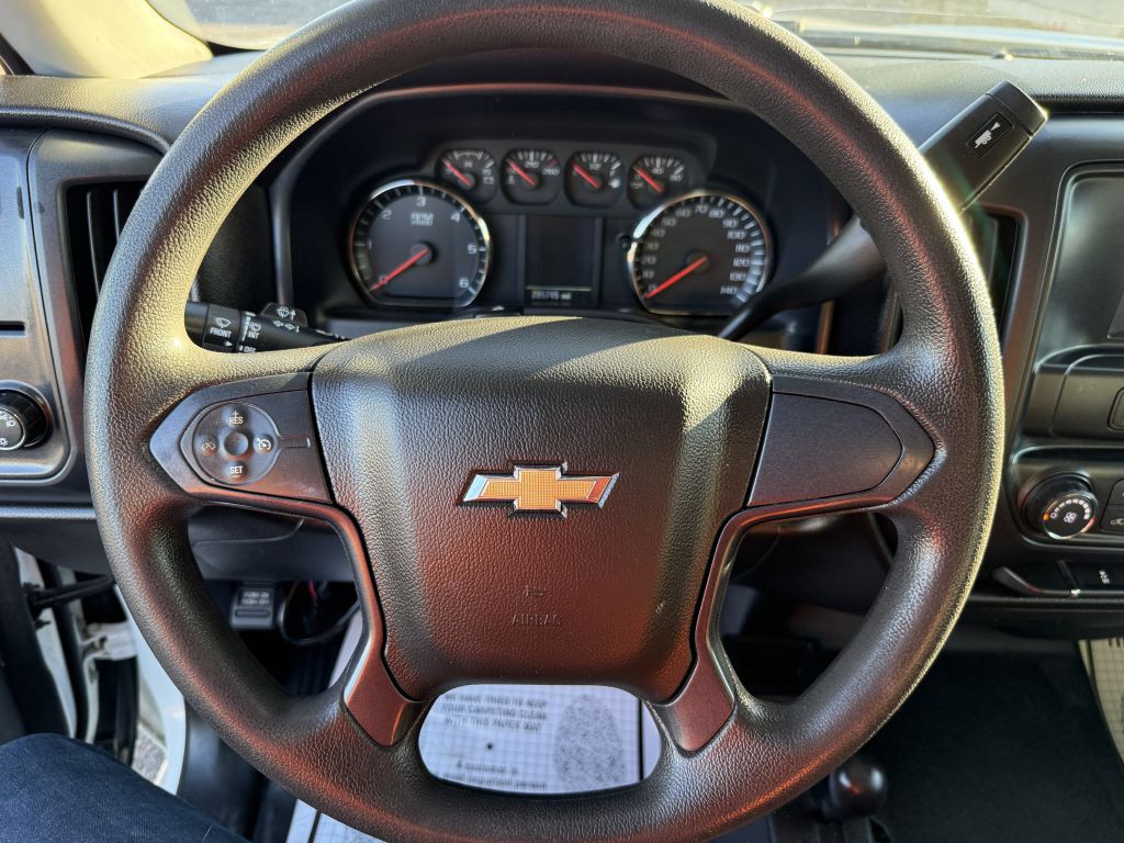 2018 Chevrolet Silverado 1500 Image 18