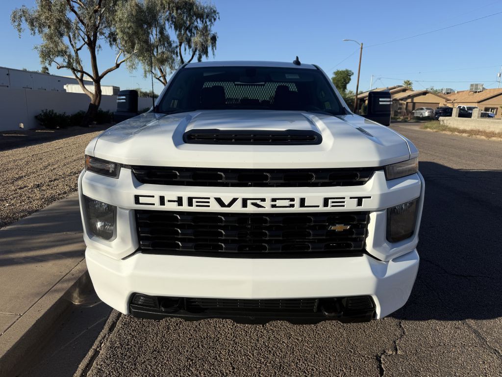 2021 Chevrolet Silverado 1500 Image 2