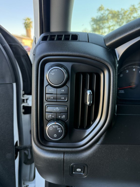 2021 Chevrolet Silverado 1500 Image 17