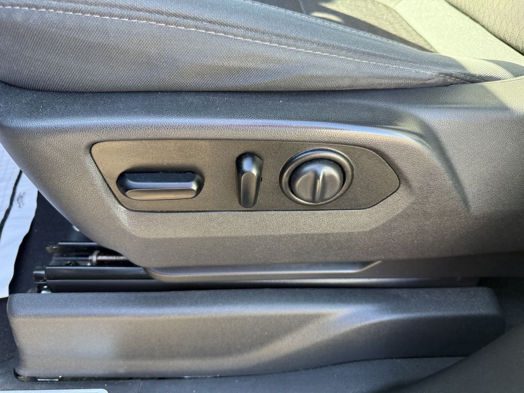 2019 Chevrolet Silverado 1500 Image 17