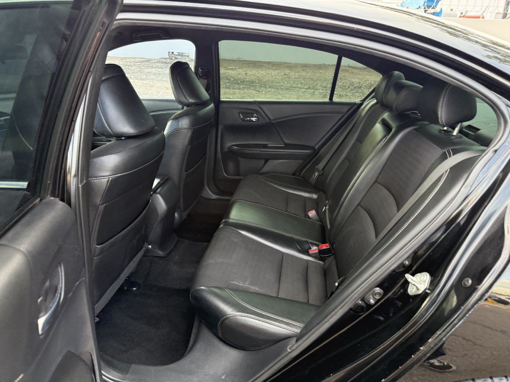 2016 Honda Accord Image 10