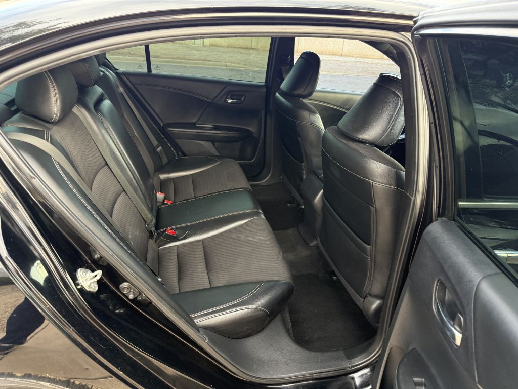 2016 Honda Accord Image 12