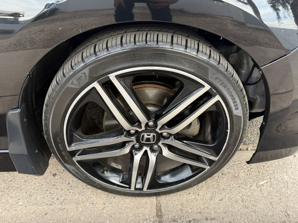 2016 Honda Accord Image 15