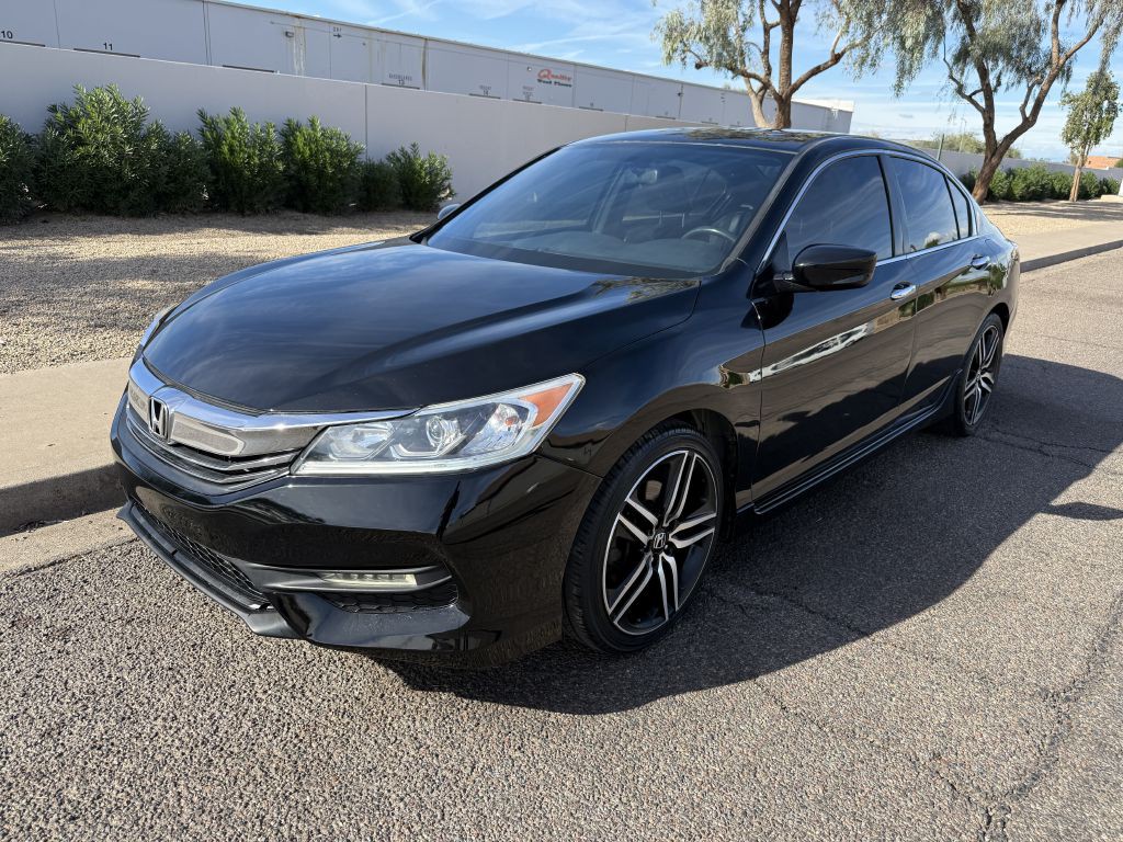 2017 Honda Accord Image 1