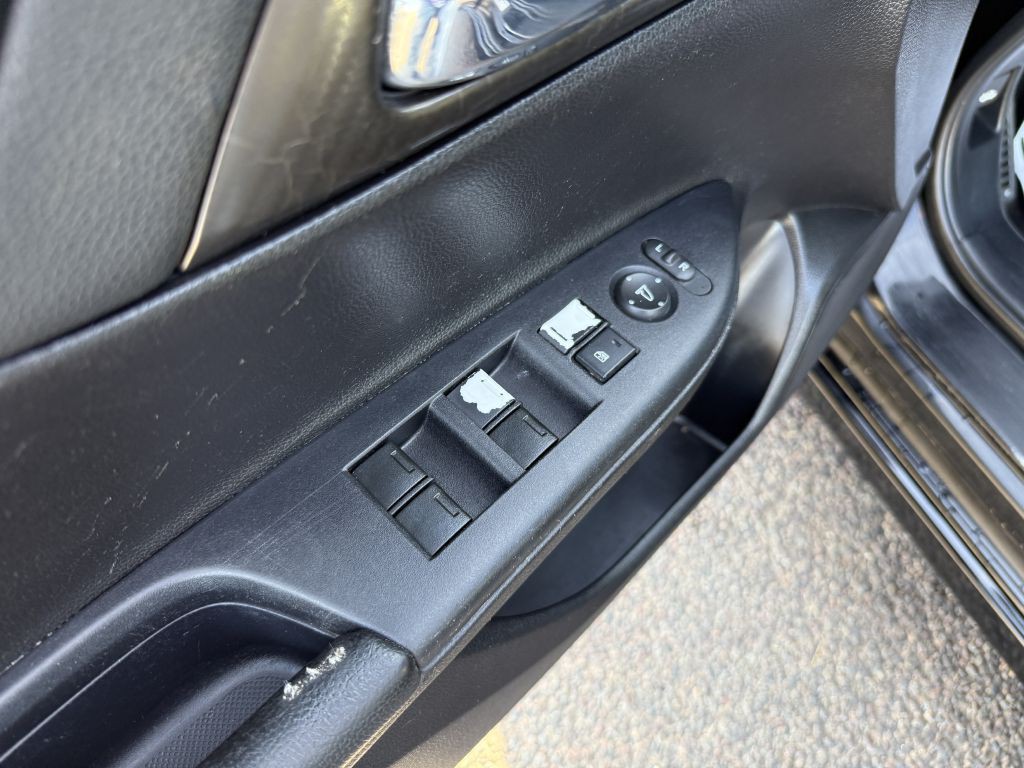 2017 Honda Accord Image 16