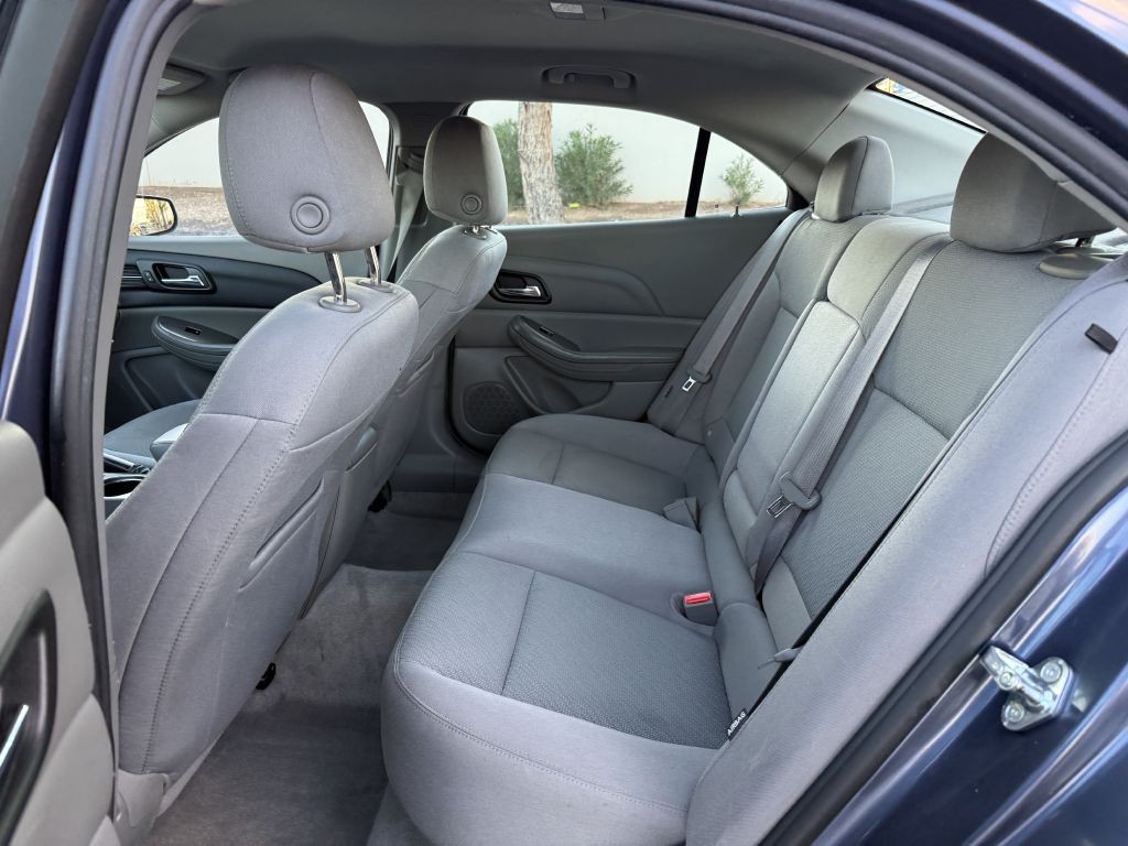 2015 Chevrolet Malibu Image 10