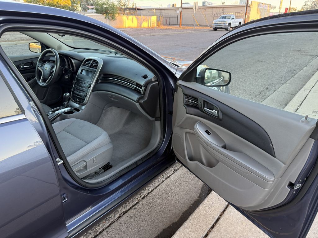 2015 Chevrolet Malibu Image 15