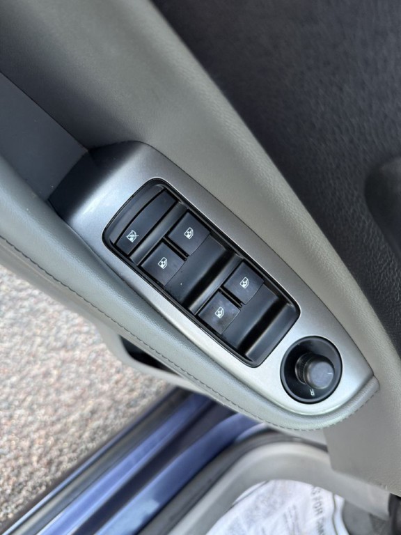 2015 Chevrolet Malibu Image 18