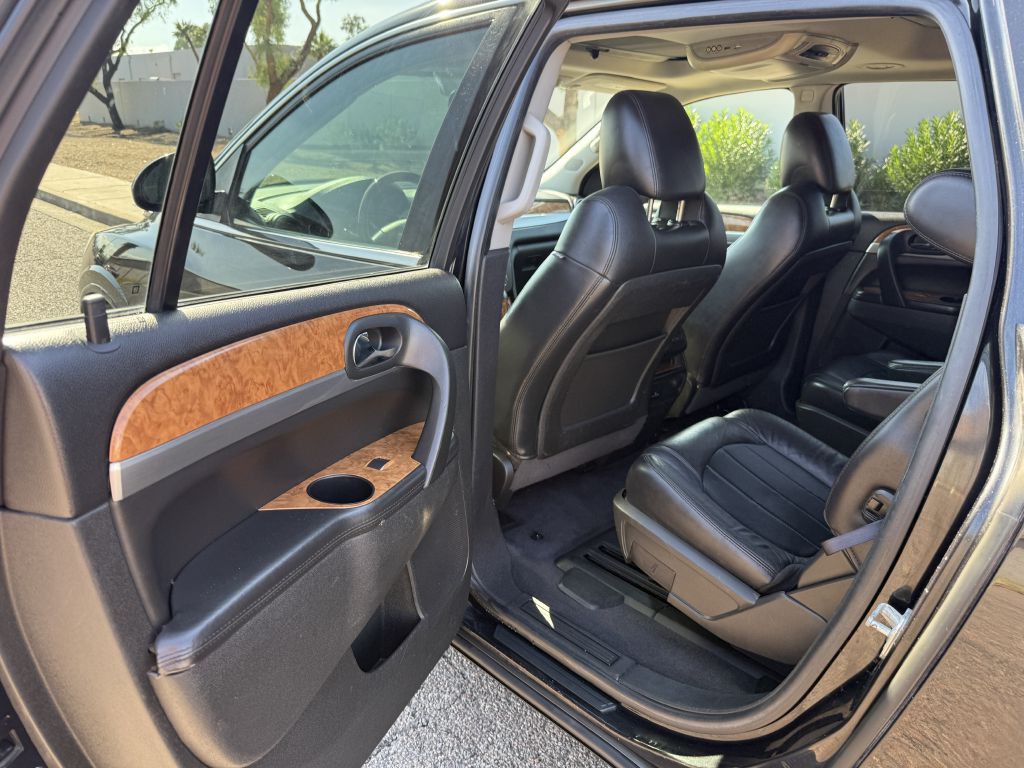 2012 Buick Enclave Image 10