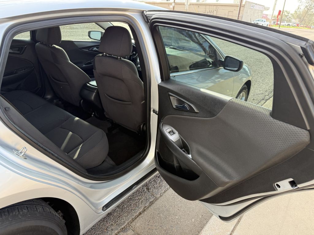 2020 Chevrolet Malibu Image 13