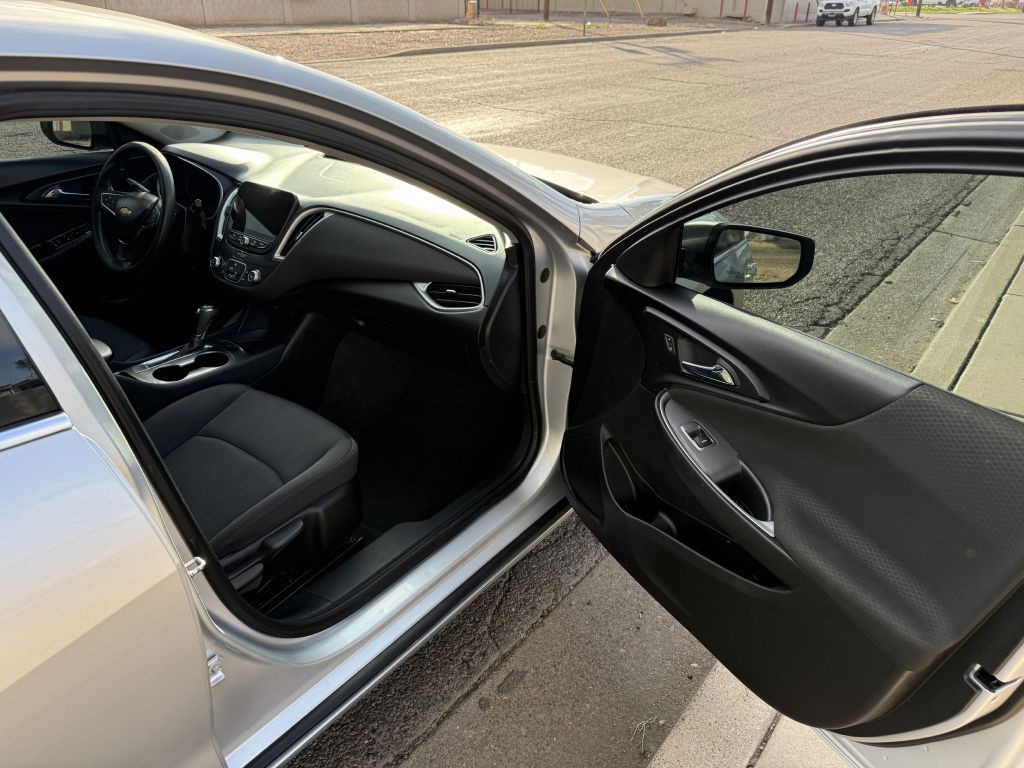 2020 Chevrolet Malibu Image 15